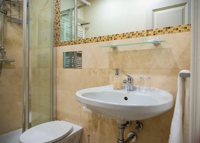 Antico Corso Oda ve Kahvaltı 3*