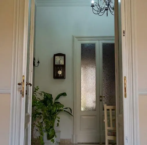 Antico Corso Oda ve Kahvaltı Katanya