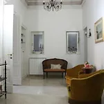 Couette-café Antico Corso 3*