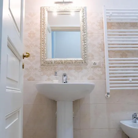 Bed and breakfast Antico Corso 3*