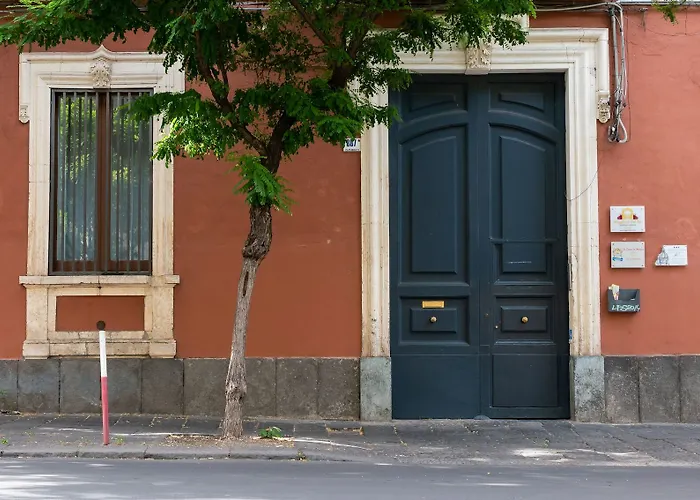 ベッド・アンド・ブレックファスト Antico Corso カターニア